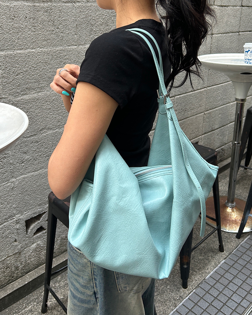 ショルダーベルトトートバッグ