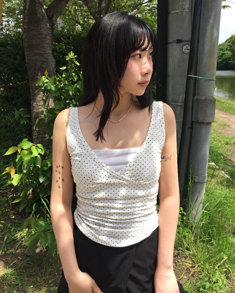 サープリスネックピンドットタンクトップ