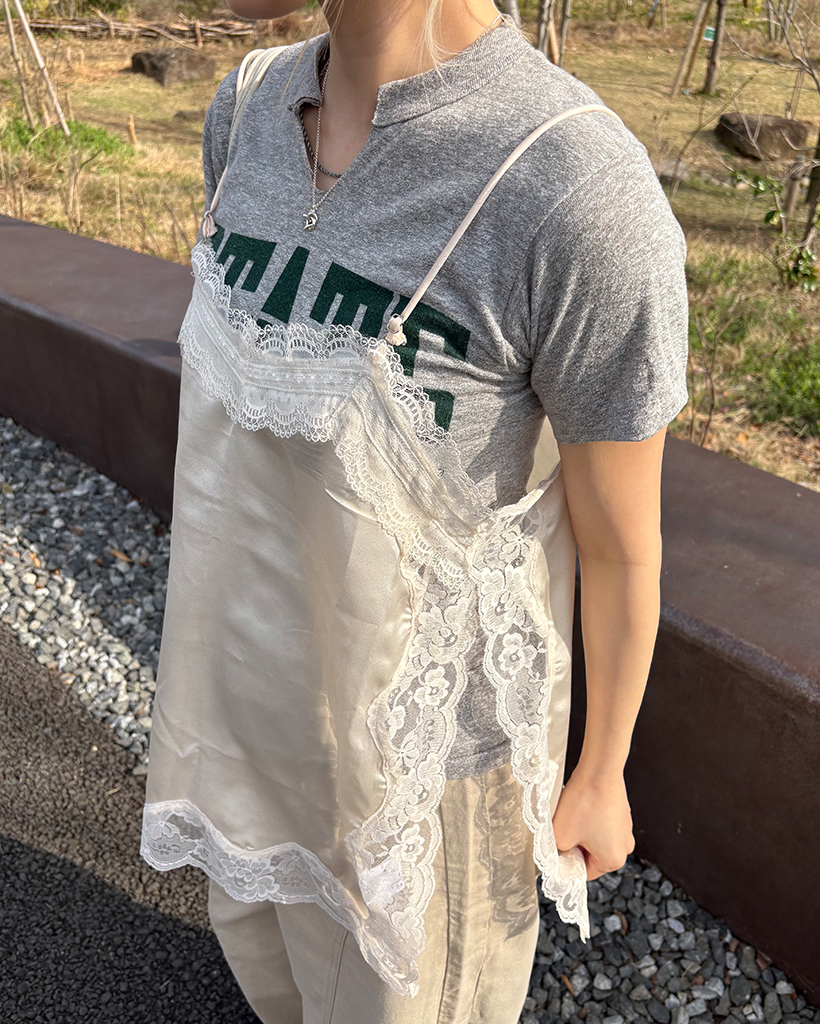 ワイドレースサイドスリットキャミソール