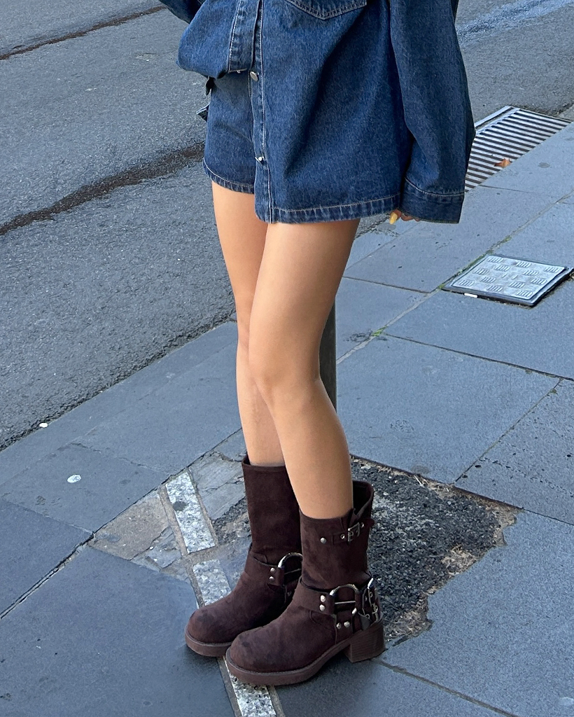 ダブルベルトラウンドハーネスミドルブーツ