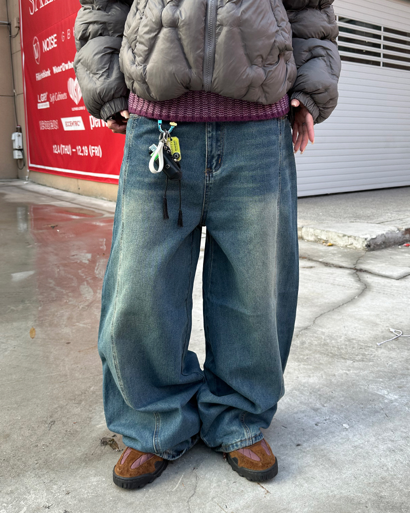 （ユニセックス）センターシームウォッシュバルーンデニムパンツ