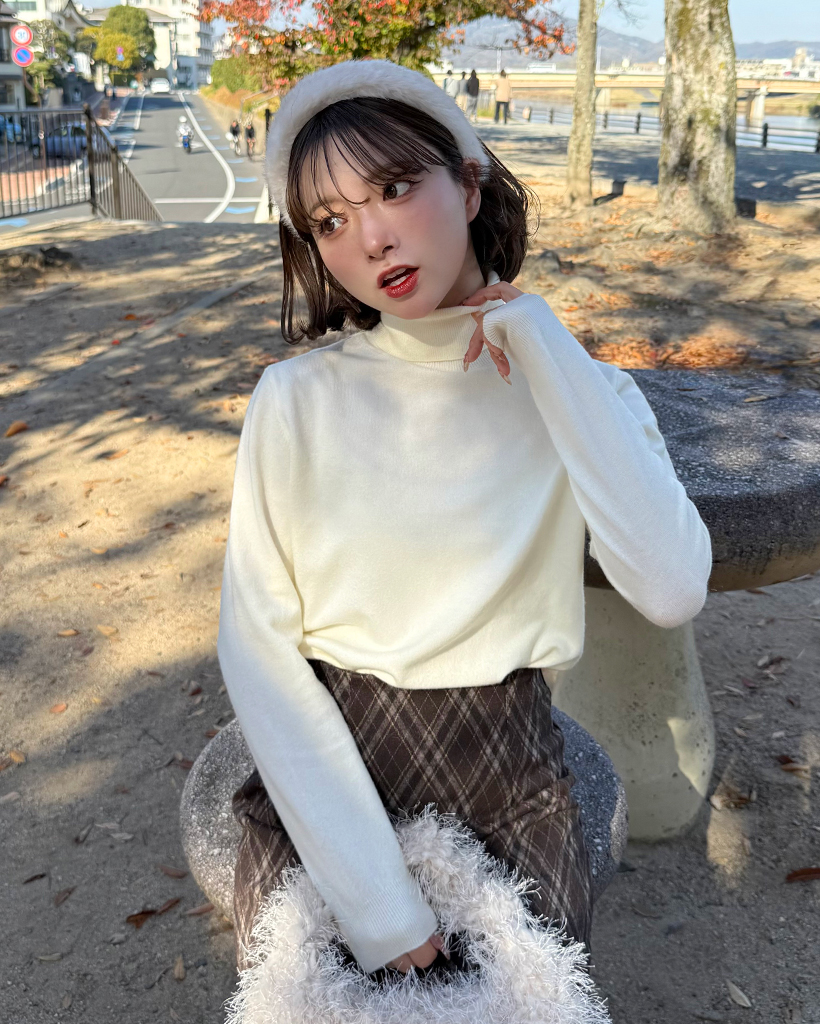 リブタートルネックスリムニット