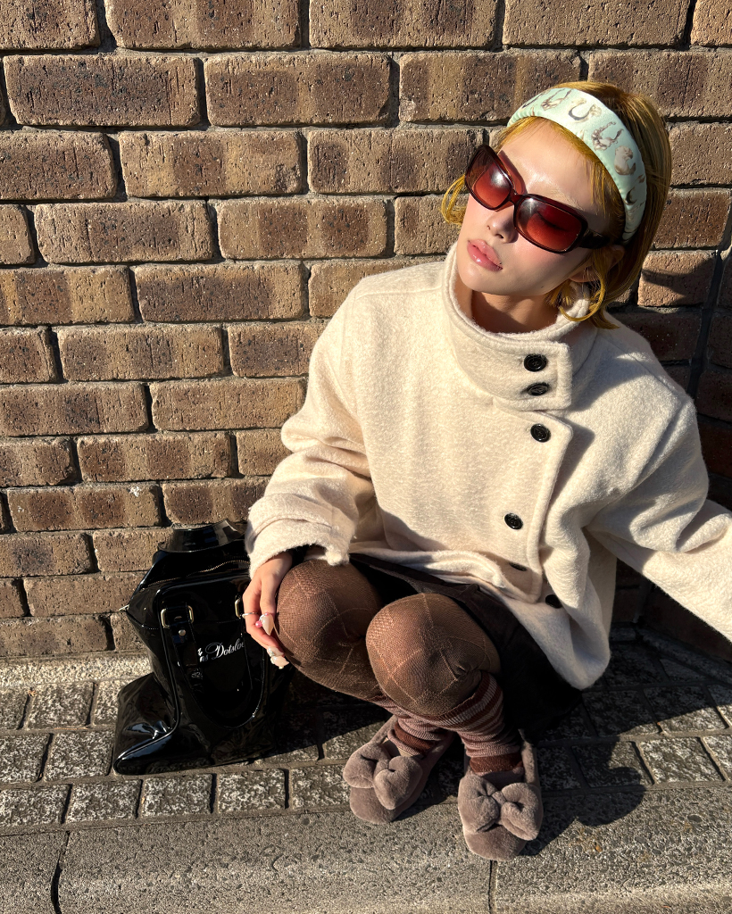 サイドボタンスタンドネックヘアリーショートコート