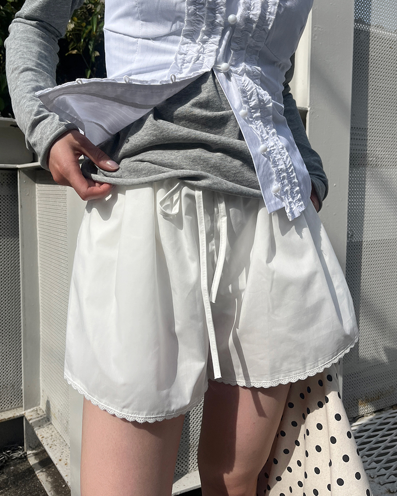 送料・関税込●ILLIGO● 25SS WING HOTFIX BALLOON SHORTS Wing Hotfix Balloon Shorts White | ファッション通販サイト NUGU