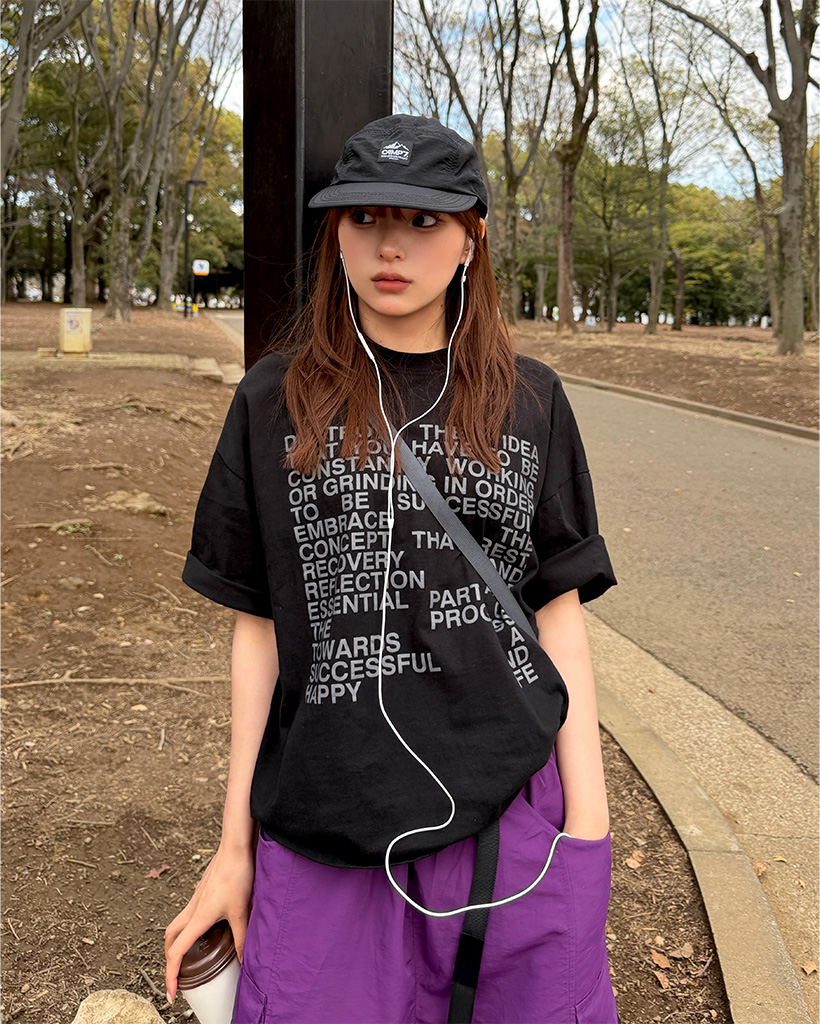 レタリングプリントTシャツ