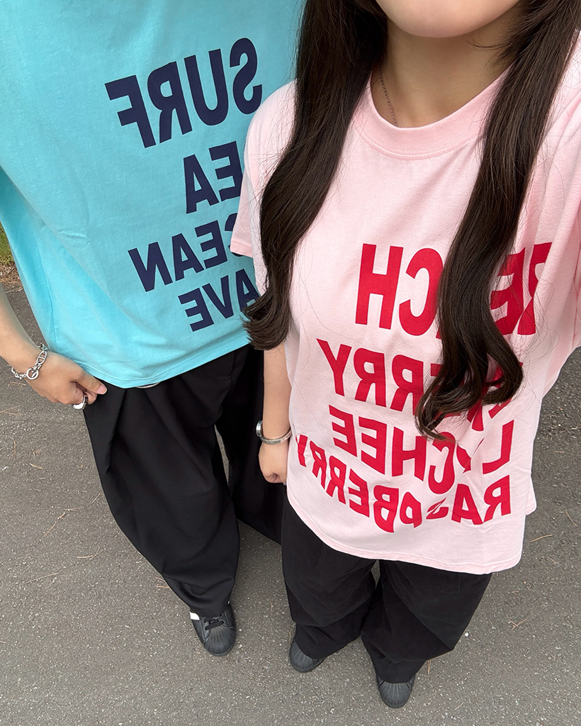 （ユニセックス）ヴィンテージプリント柄Tシャツ