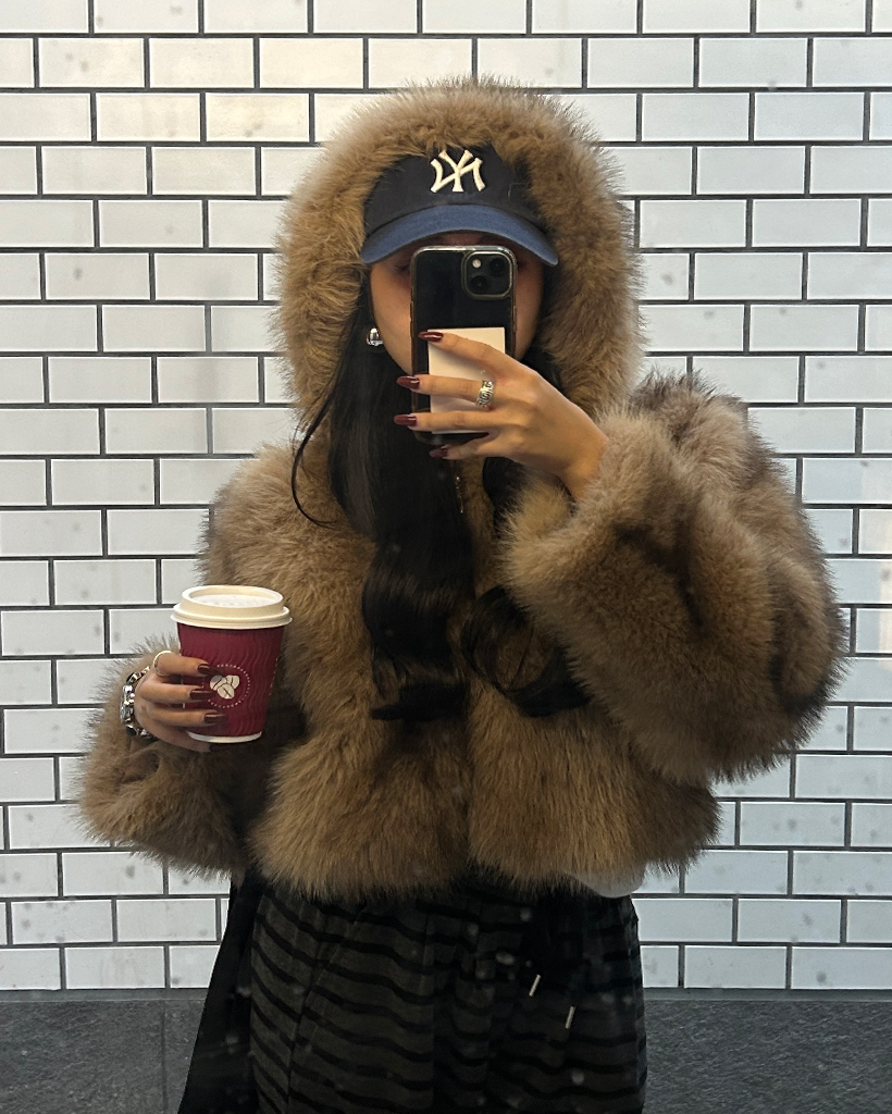 ファークロップドジップパーカージャケット