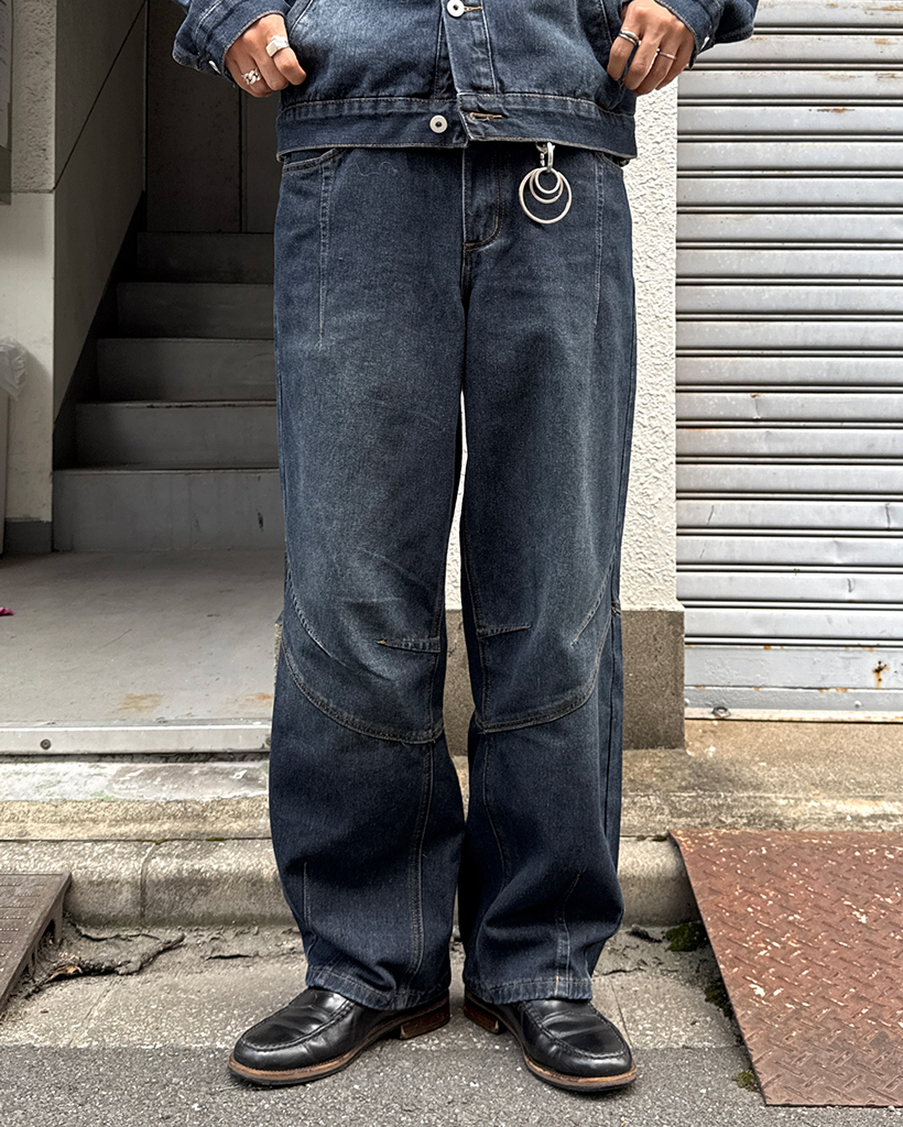 ユニークシームデザインバルーンデニムパンツ