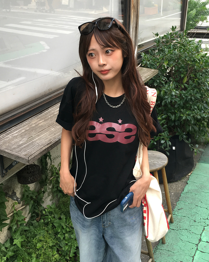 （ユニセックス）スタートリプルエスハーフTシャツ