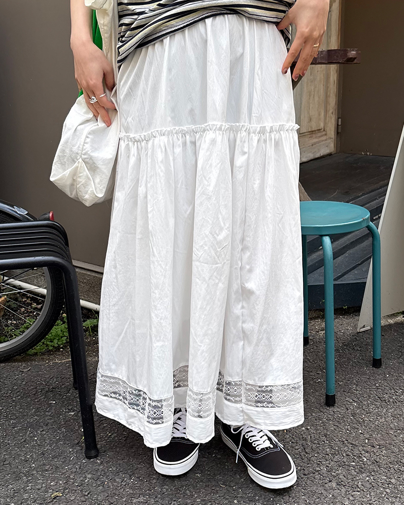 チュールレースヘムイージーロングスカート