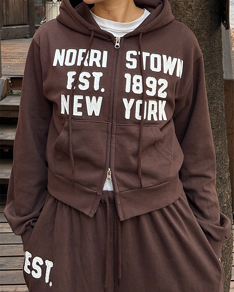 EST.1892パッチクロップドダブルジップパーカー