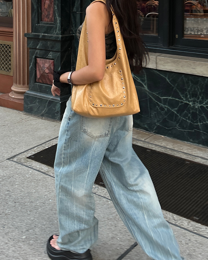 アメフト　ショルダー　Sサイズ QBクラブ オリジナル ユース用ショルダーパッド モメンタム S・Mサイズ