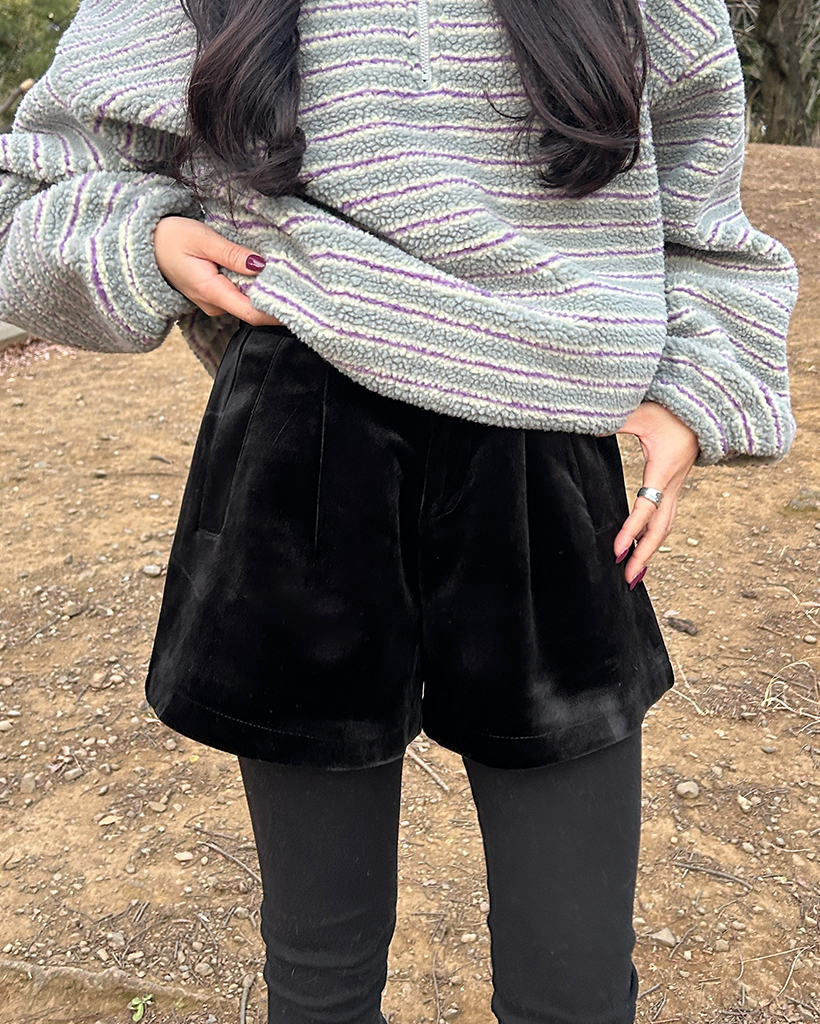 ウエストバッグゴムタックベルベットショートパンツ