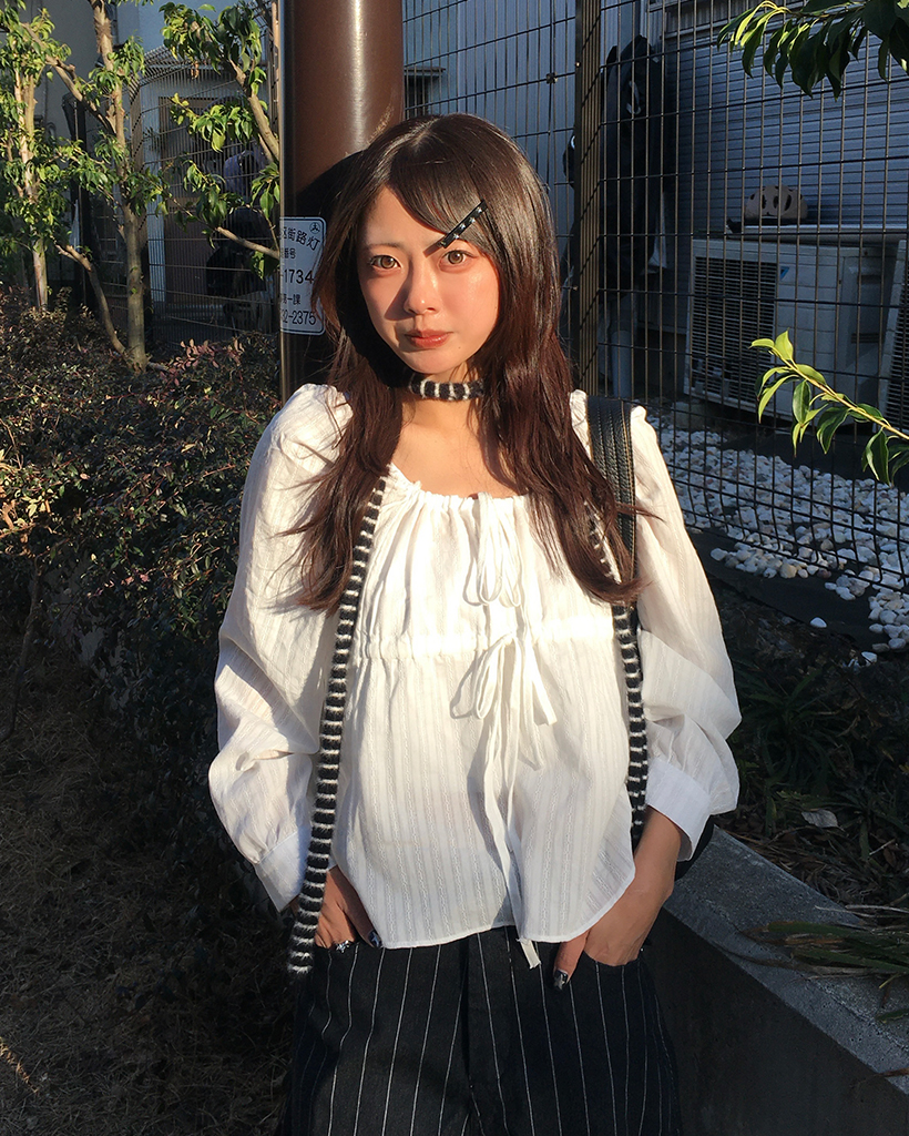 スクエアドローネックドビーストライプブラウス