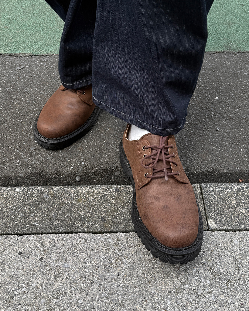 ノンスリップレザーチャッカブーツ