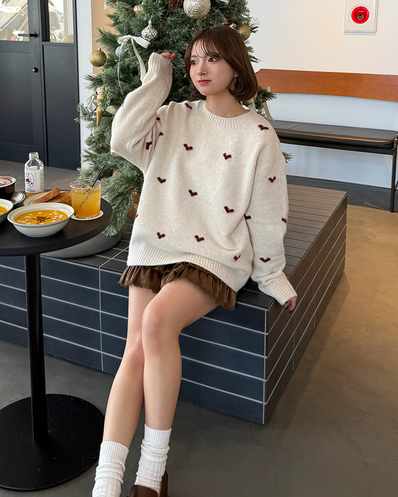 ハートパターンラウンドネックニットセーター