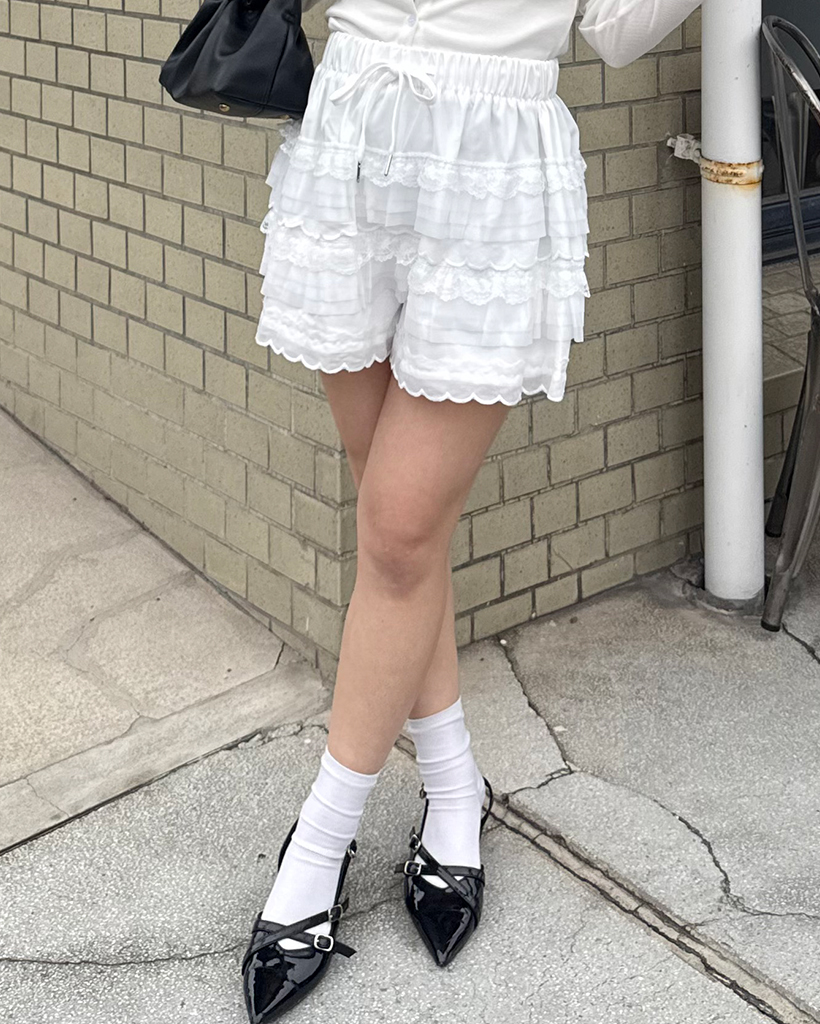 レーススカラップティアードショートパンツ