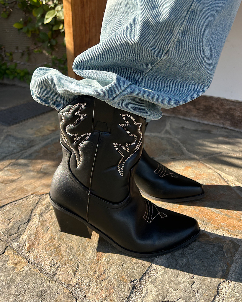 ウエスタンキューバンショートブーツ