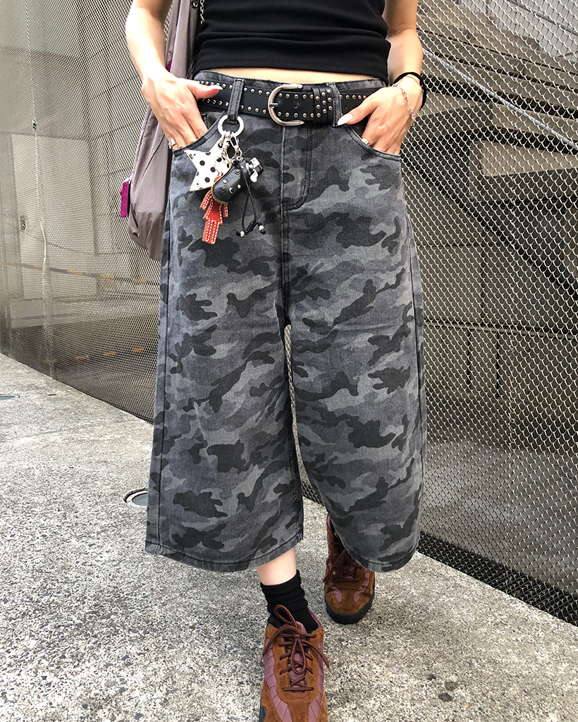【SUARE】カモフラージュ バミューダ デニム パンツ カモフラージュフラップポケットバミューダデニムパンツ