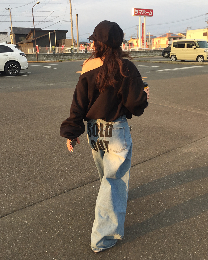 SOLD OUTヒップダメージデニムパンツ