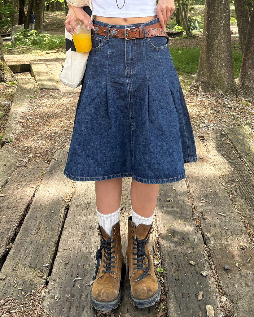 ダーツタックデニムミディスカート