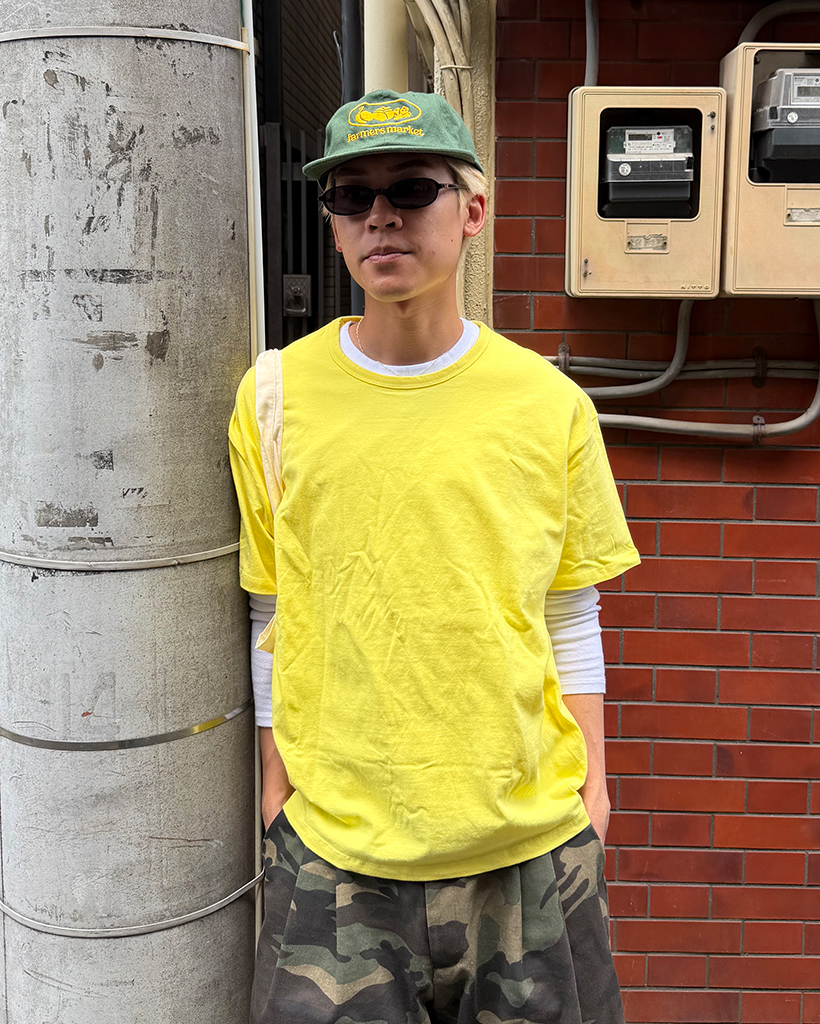 （ユニセックス）ベーシッククロップラウンドネック半袖Tシャツ
