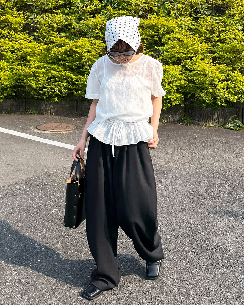 レイヤードシースルブラウス