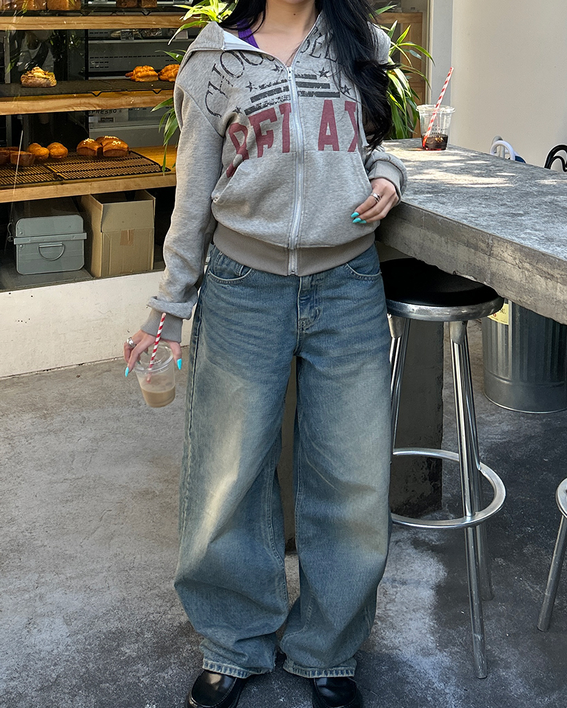 ビンテージレタリングジップアップパーカー