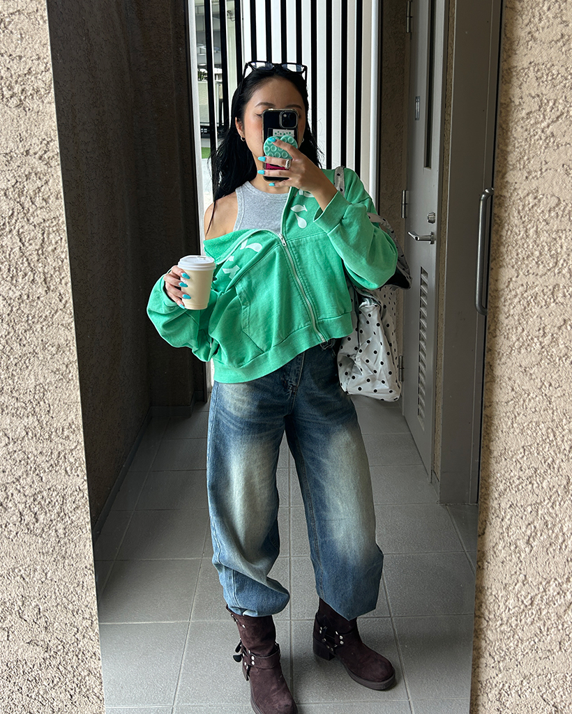 （ユニセックス）ウエストラップワイドジーンズ