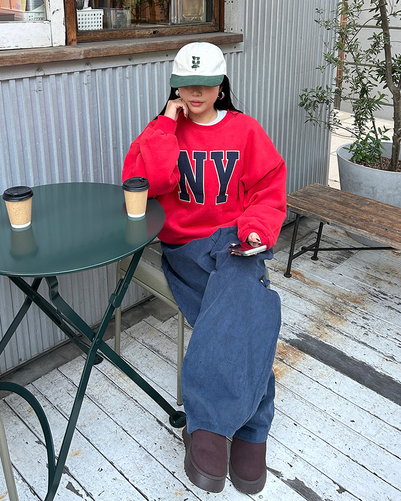 NYパッチ起毛トレーナー