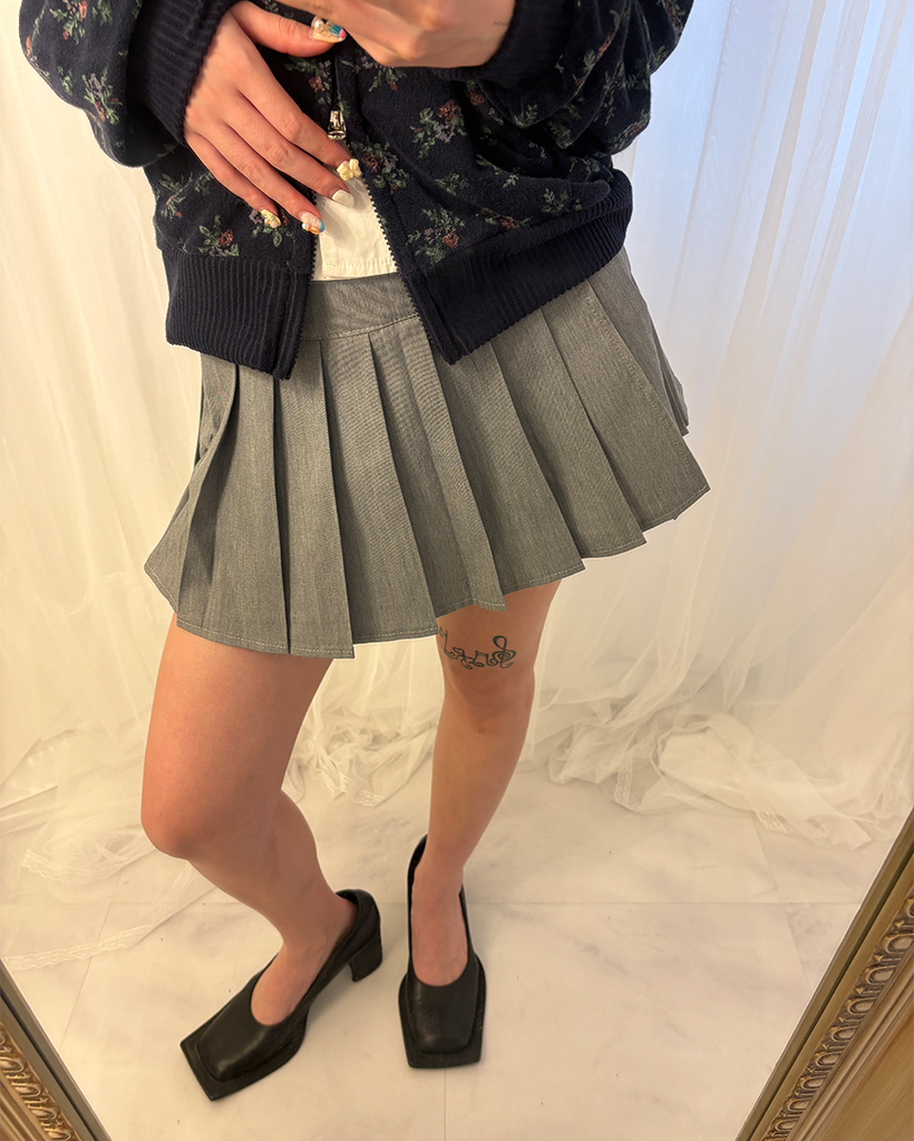 プリーツマイクロミニスカートパンツ