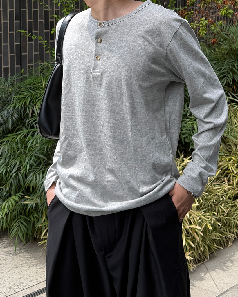 マーブルボタンヘンリーネックロングTシャツ