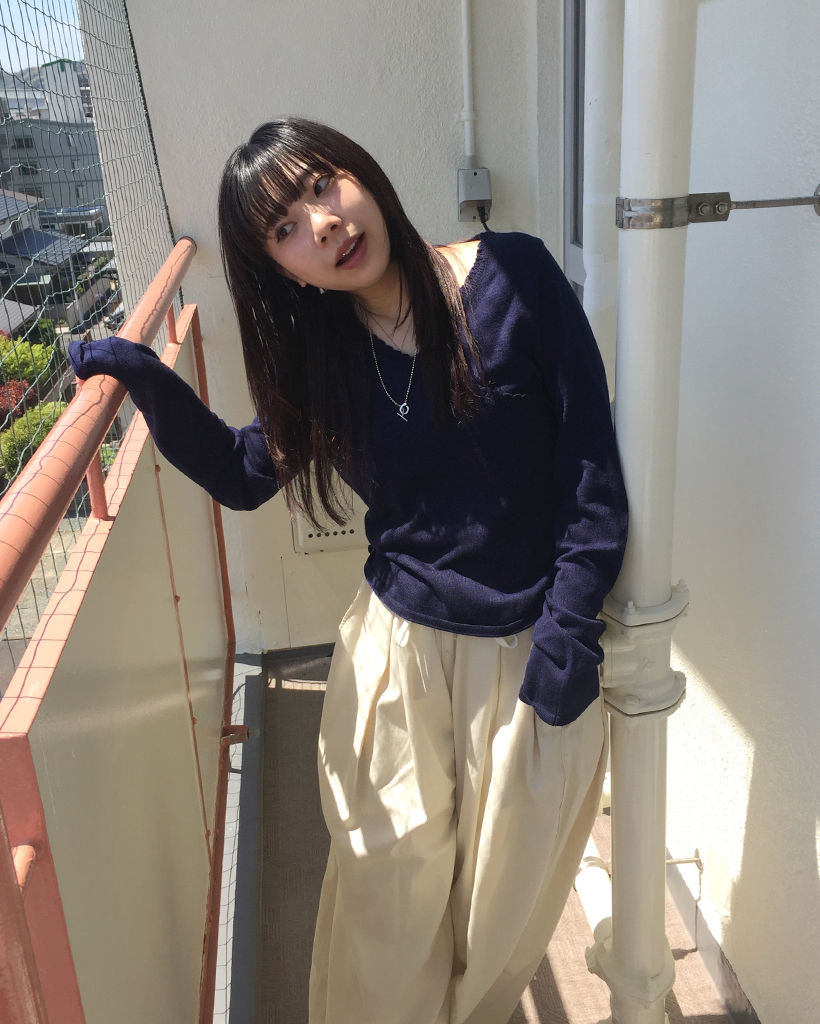 パンチングスカラップサープリスネックサマーニット