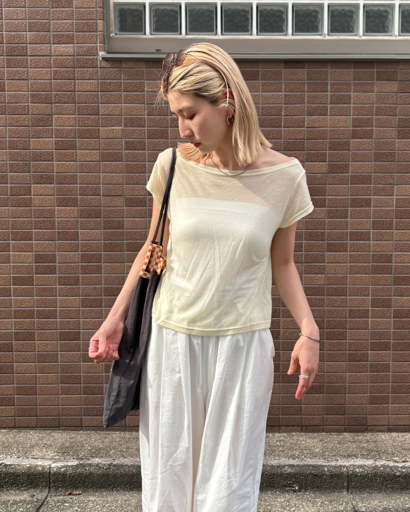 シースルーオフショルダーキャップTシャツ | ファッション通販