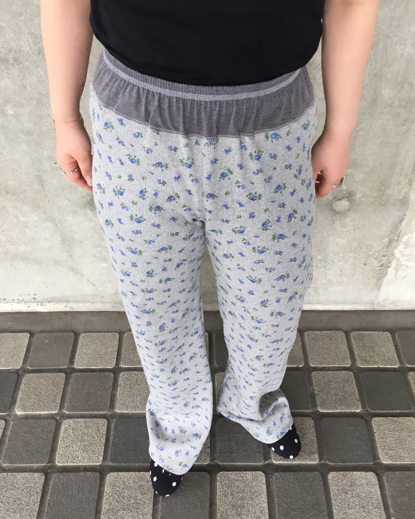 ウエストバイカラーフラワーワッフルイージーパンツ