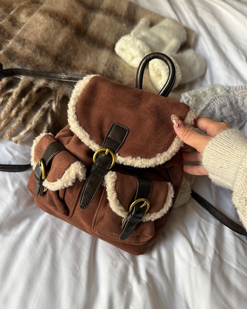 ボアムートンダブルポケットリュック