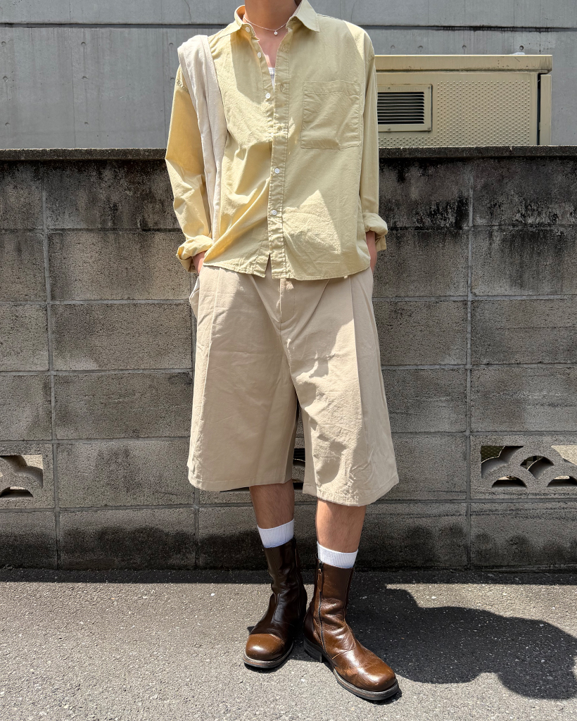 (ユニセックス) タックループ付きバミューダパンツ