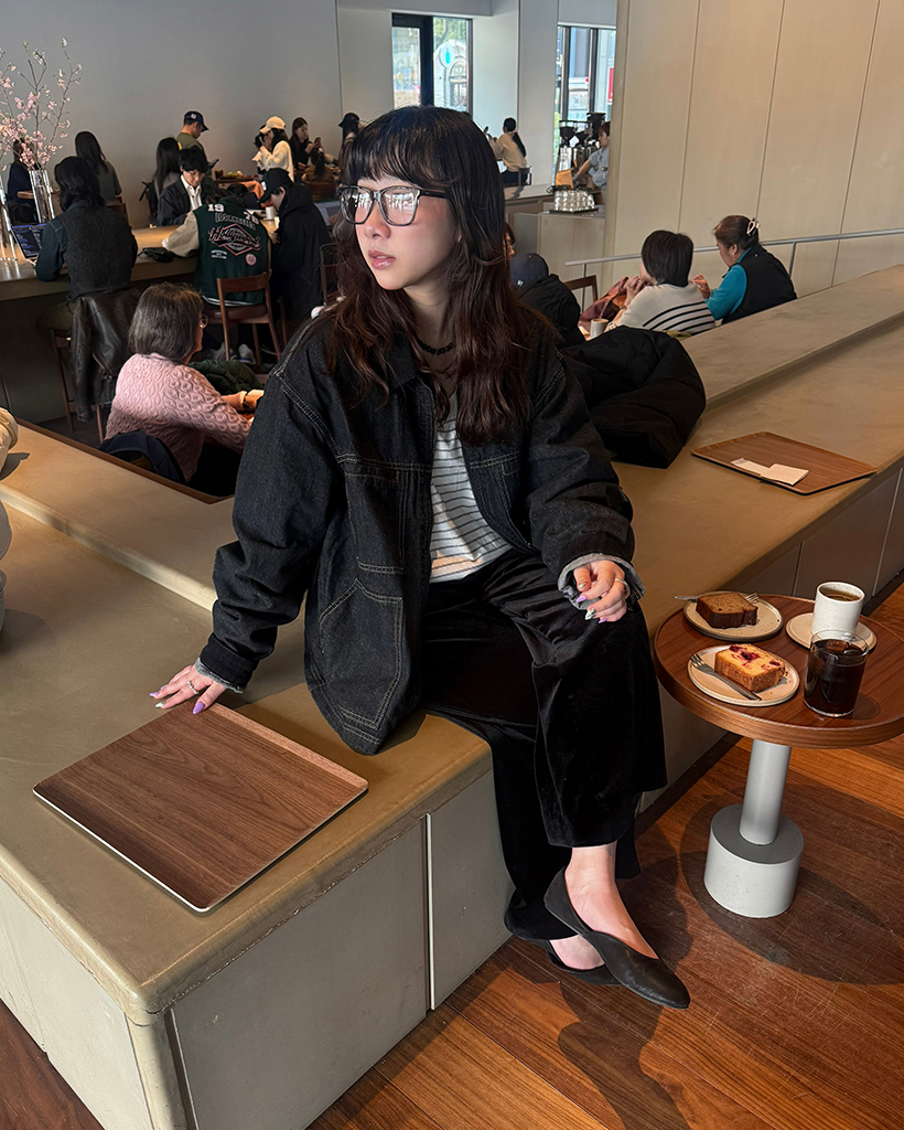 （ユニセックス）ポイントバイカラージップデニムジャケット