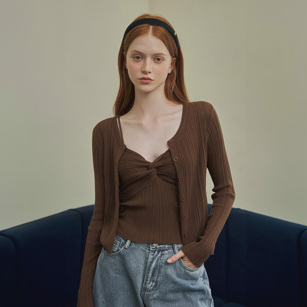 [Influencer pick] Muton Twist Sleeveless & Cardigan Set