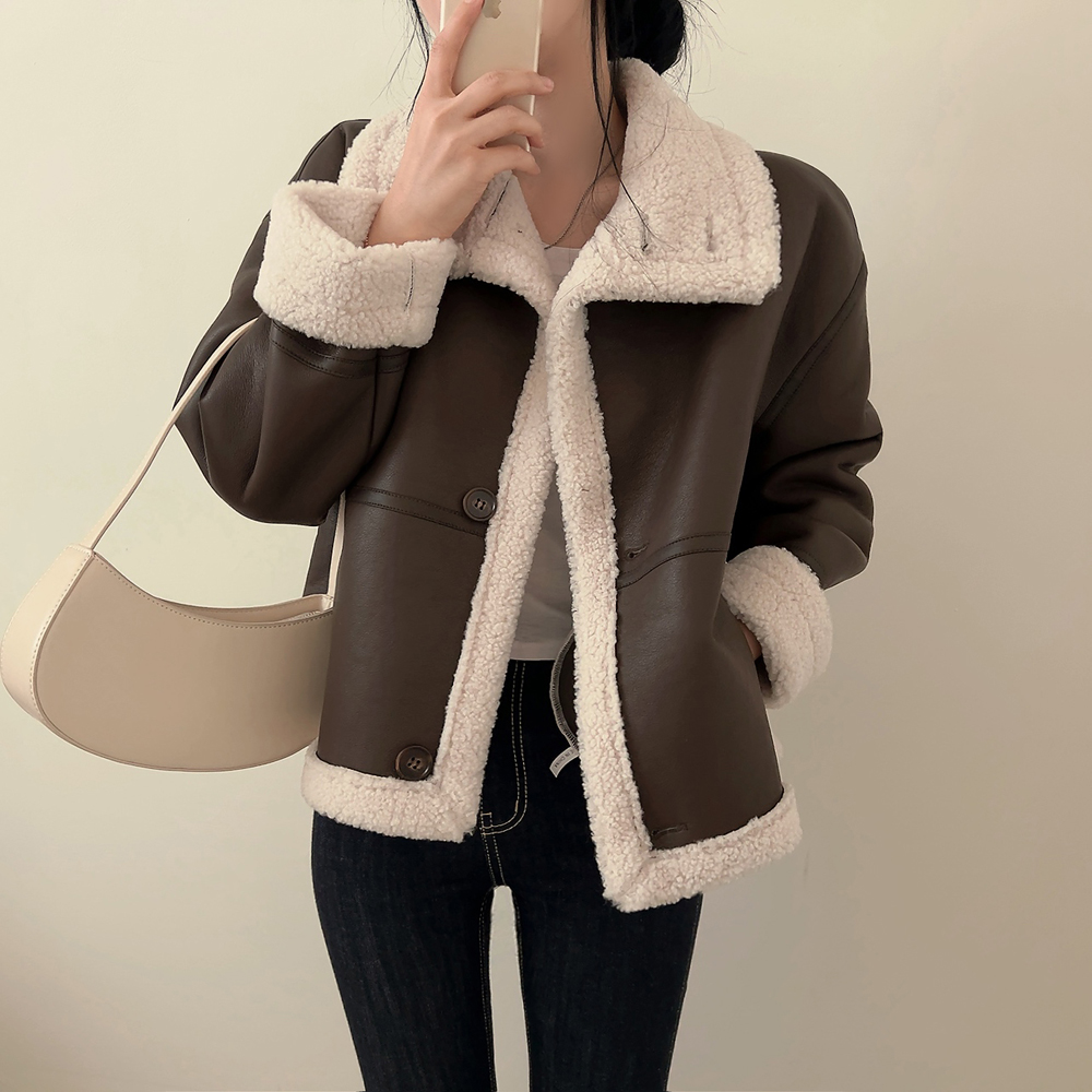 ハイネックカラーオーバーサイズPUレザームートンジャケット