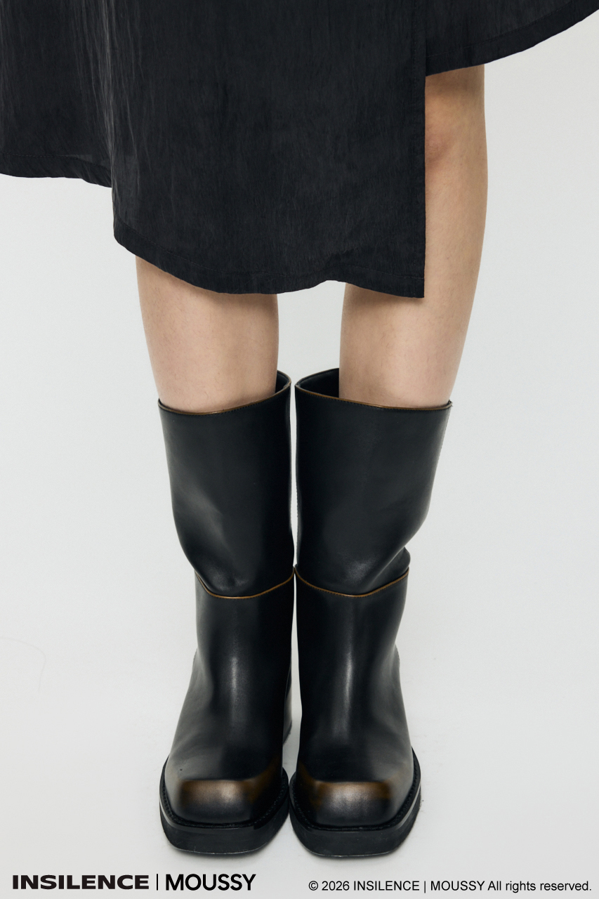INSILENCE SQUARE TOE BOOTS