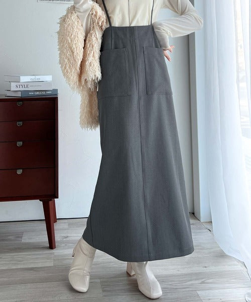 女性らしい上品シルエット。前後2wayサスペンダー付きタイトスカート