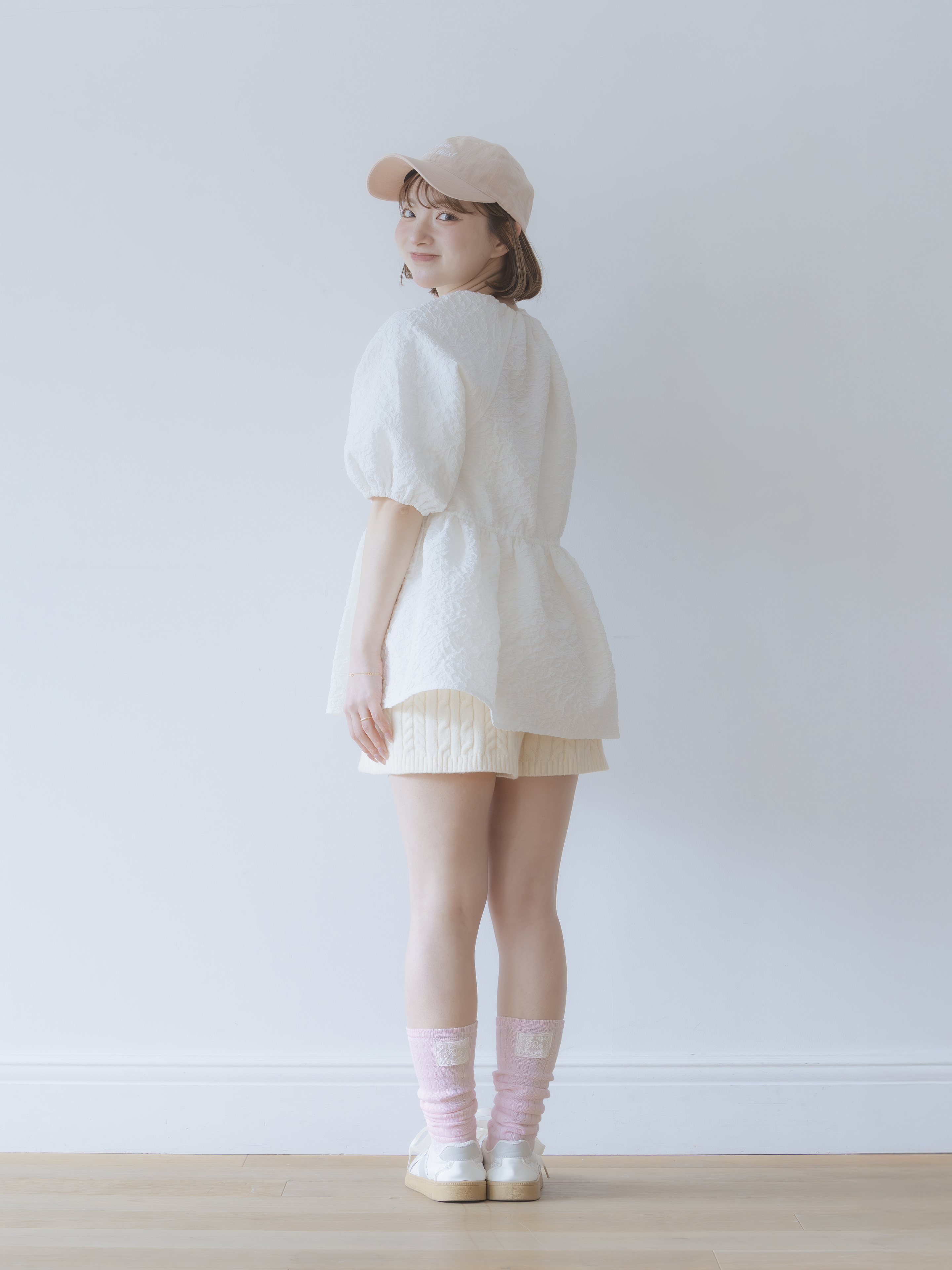 ptiéeレースタグガーゼハイカット