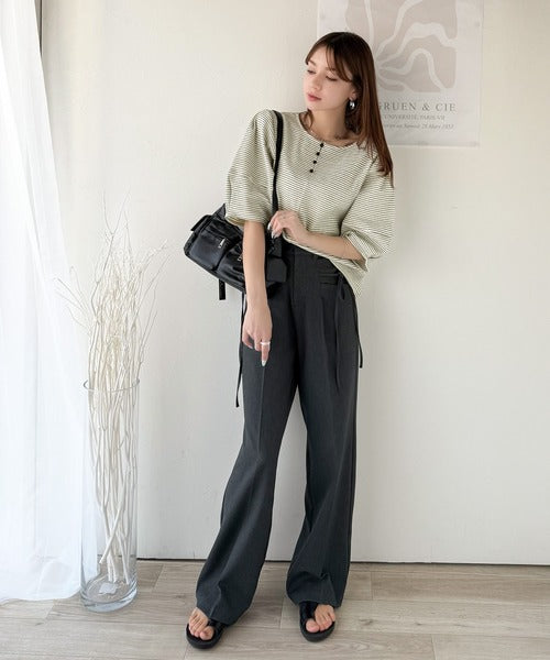 レディースミニトップス✦春のお出かけに✦シンプルノーカラー金ボタン レディースミニトップス✦春のお出かけに✦シンプルノーカラー金
