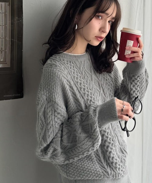 クラシカルなアラン編みが映える♪秋冬ムードをグッと高めるケーブル