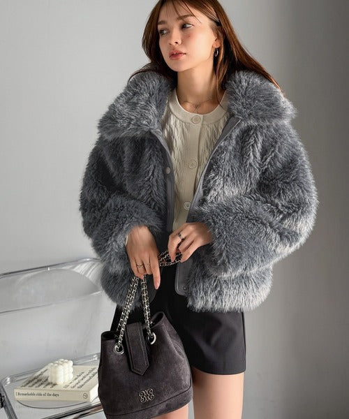 mily bilet】ゴージャスなファーが魅力的。フェイクレザー切り替え