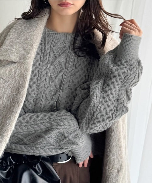 クラシカルなアラン編みが映える♪秋冬ムードをグッと高めるケーブル