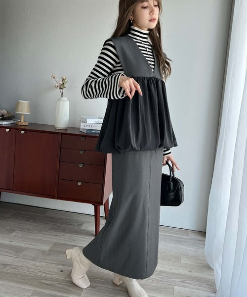 女性らしい上品シルエット。前後2wayサスペンダー付きタイトスカート