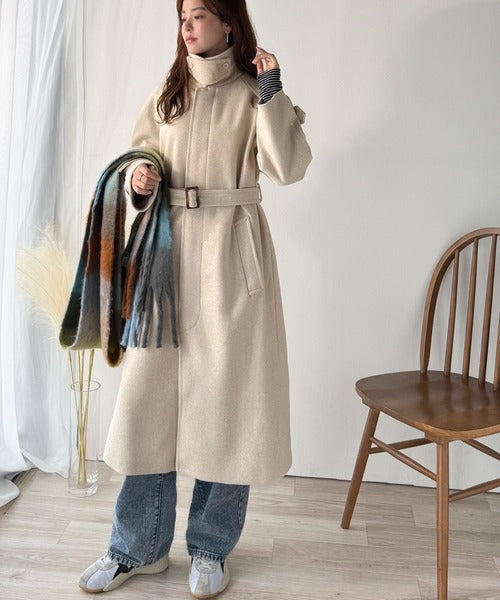 大人の魅力を引き立てる、上品な一着。ベルト付き比翼メルトンコート