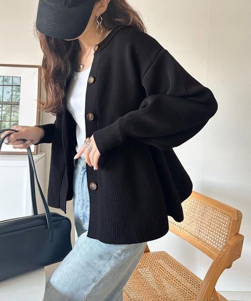 着るだけでメリハリ美人♪シーンで選べる2way仕様。2wayペプラムニット